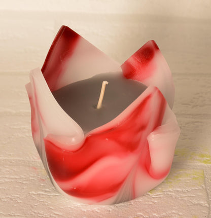 Kwiatowa, geometryczna, minimalistyczna, kolorowa, biało-czerwona ręcznie robiona świeca zapachowa - luksusowy prezent dla niej - 90h