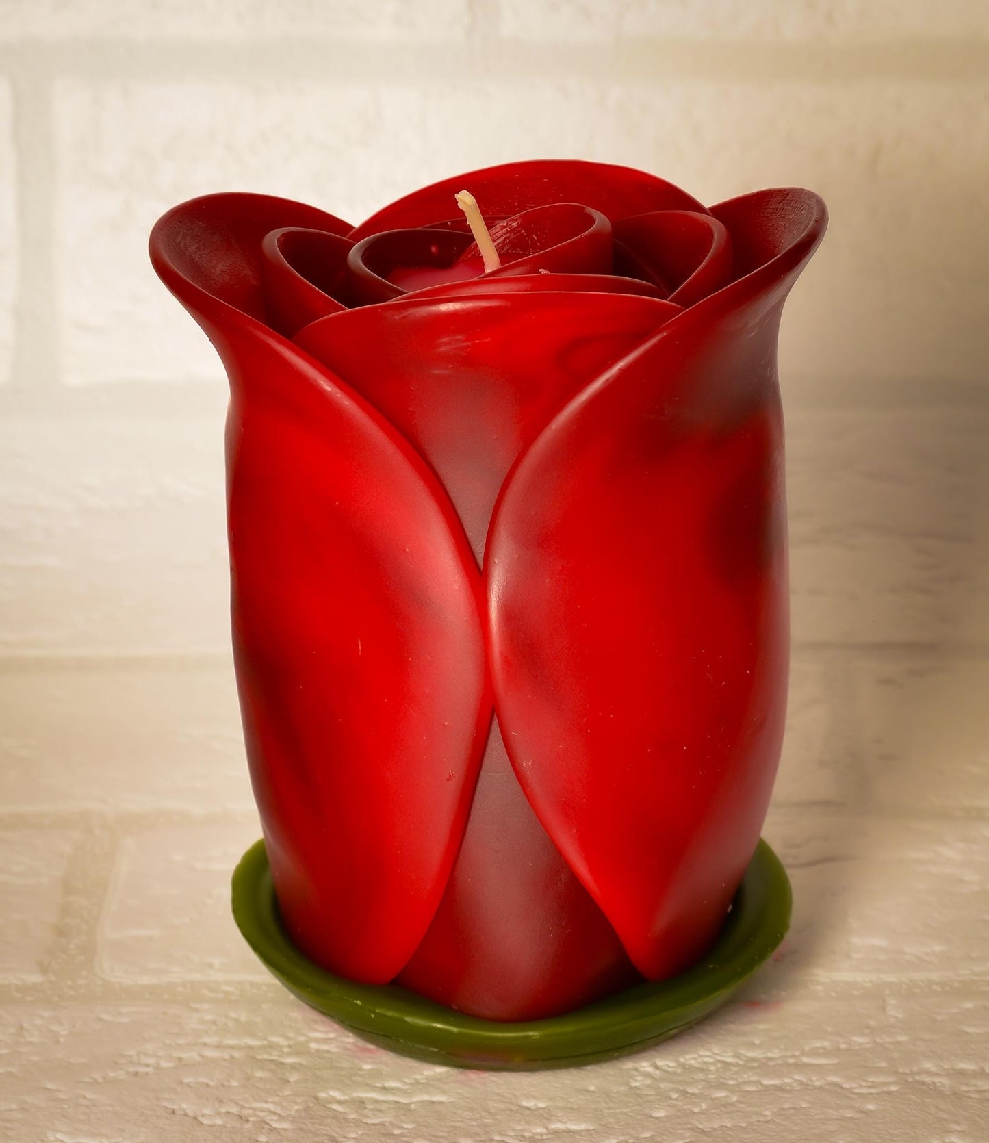 Bordowa różowa róża - ręcznie robiona świeca zapachowa, geometryczna, minimalistyczna - prezent dla niej - 60h