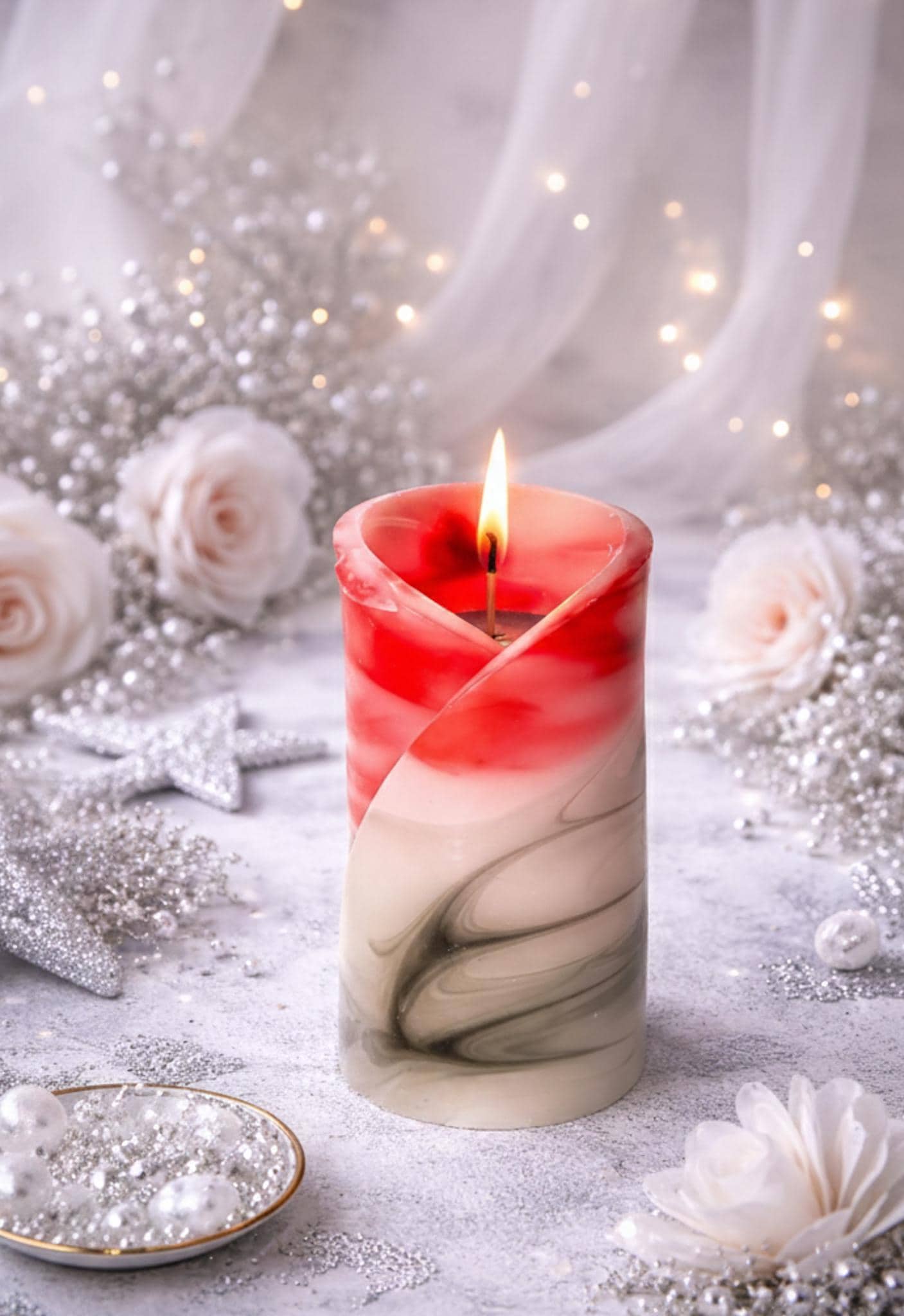 Artystyczna Świeca Zapachowa „Geometria Kwiatu” - Biało-Czerwone Rękodzieło