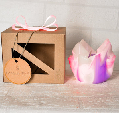 Kwiatowa, geometryczna, minimalistyczna, kolorowa, ręcznie robiona świeca zapachowa - luksusowy prezent dla niej, pamiątka - 90h