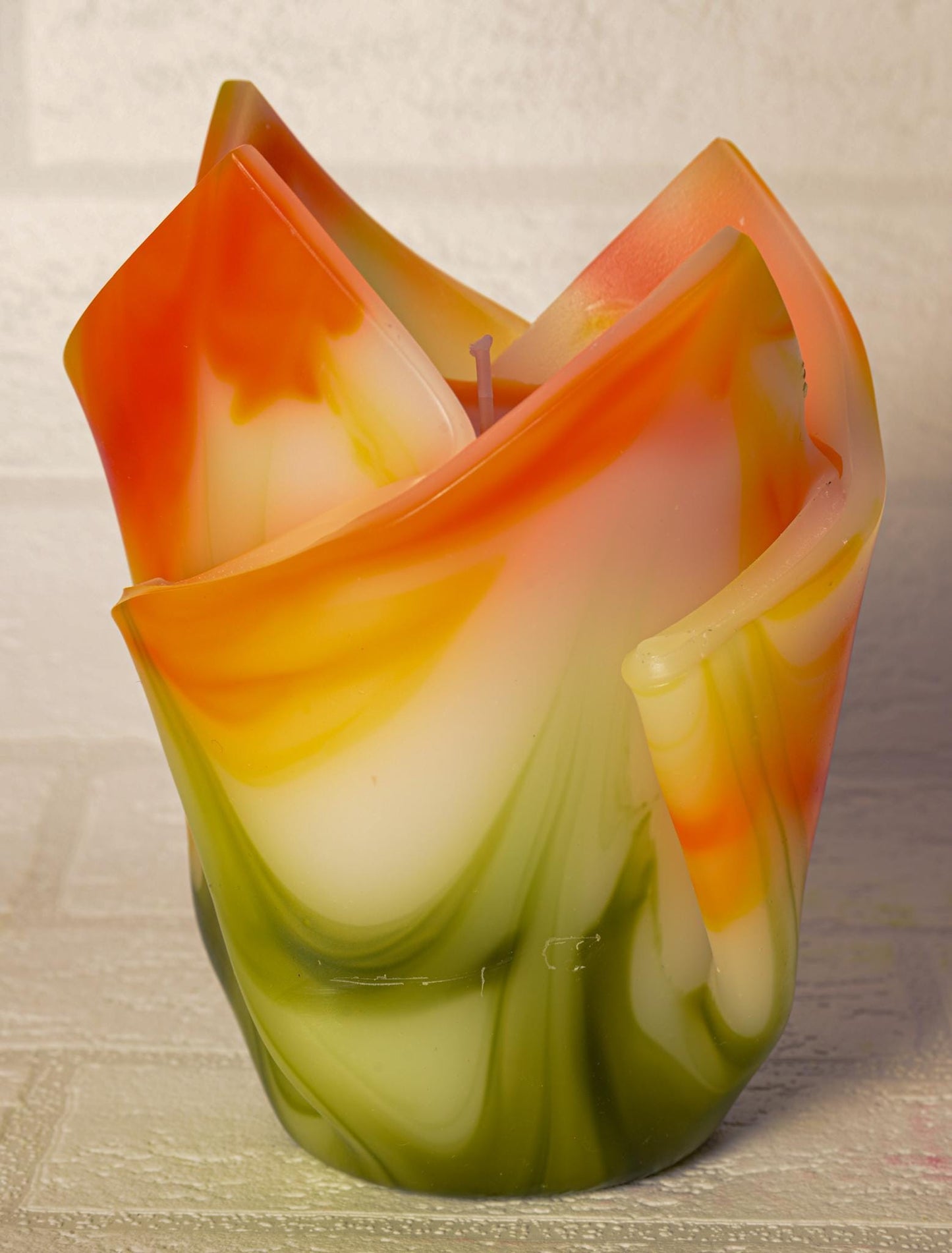 Kwiatowa, geometryczna, minimalistyczna, kolorowa, ręcznie robiona świeca zapachowa - pomarańczowo-zielona, relaks - 180h